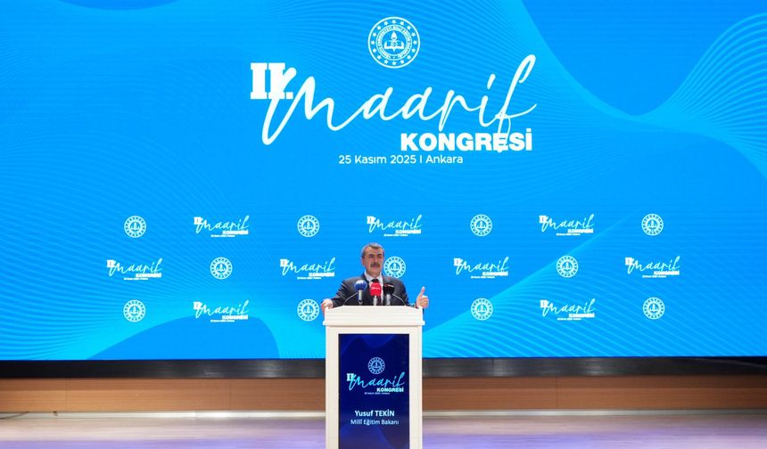 Öğretmenler Ankara’daki II. Maarif Kongresi’nde Buluştu