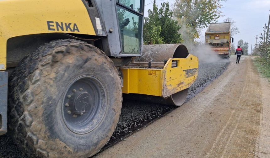 Sivrihisar-Çeltik yolunda asfalt mesaisi başladı