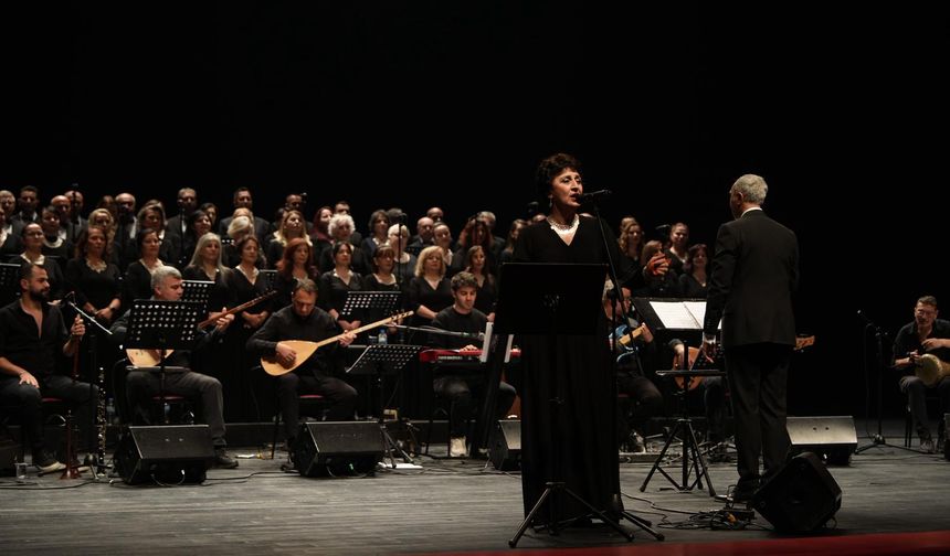 ESMEK Türk Halk Müziği Korosundan Unutulmaz Gece