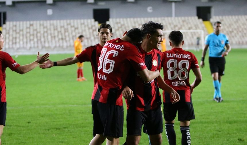 Eskişehirspor, İzmir’de Akın Akman’ın golüyle 3 puanı kaptı!