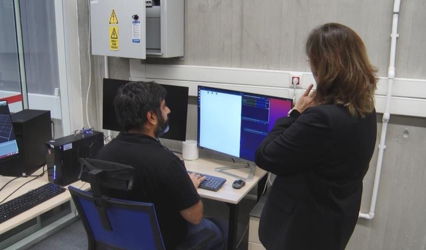 Uzmanlar uyardı: Yapay zeka hem teknolojik hem psikolojik risk taşıyor