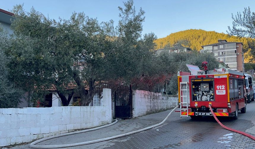 Ev yangınında 1  gözaltı