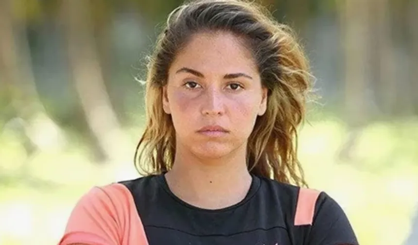 Berna Keklikler'in değişimi şoke etti! İddialı tarzına yorum yağdı!