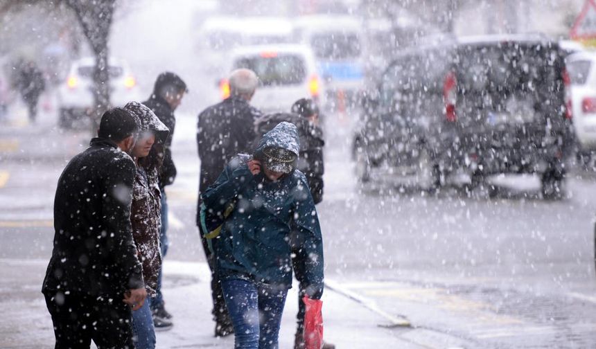 Kara kış kapıda: 5 kent için 'sarı kod' alarmı!