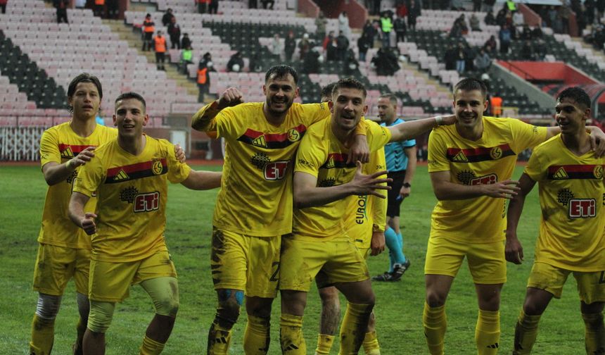 Eskişehirspor rövanş peşinde! Kritik haftada İzmir Çoruhlu FK maçı