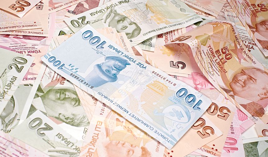 Milyonlarca memur buraya! Yarın her şey değişiyor: İşte yeni zamlı maaş listesi