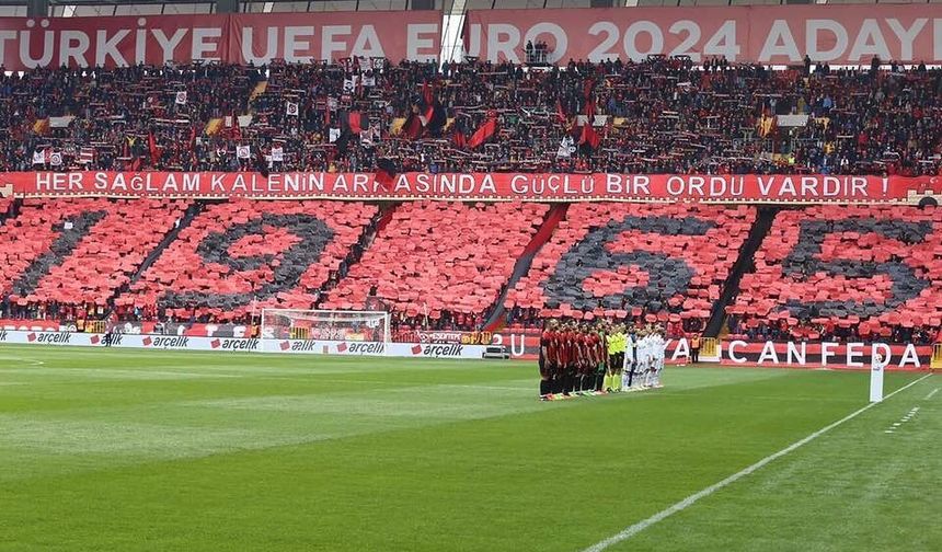 Eskişehirspor – İnegölspor Sezon Açılışında 10 Bin Seyirci Bekleniyor