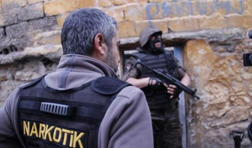 Eskişehir Dahil 75 İlde Dev Operasyon!