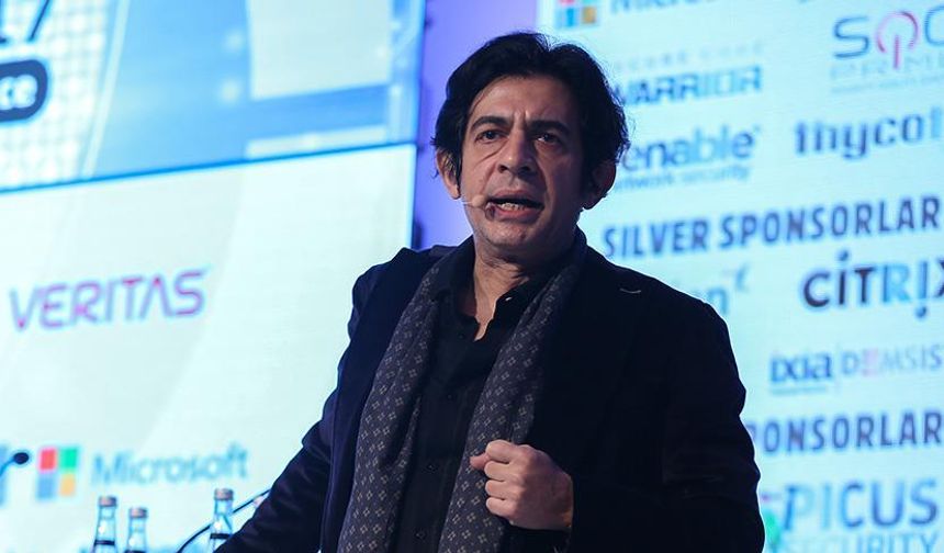 Okan Bayülgen Eskişehir'e Geliyor: Devlerin Savaşı Başlıyor!