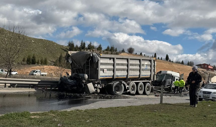Eskişehir-Ankara Yolunda Korkutan Kaza!