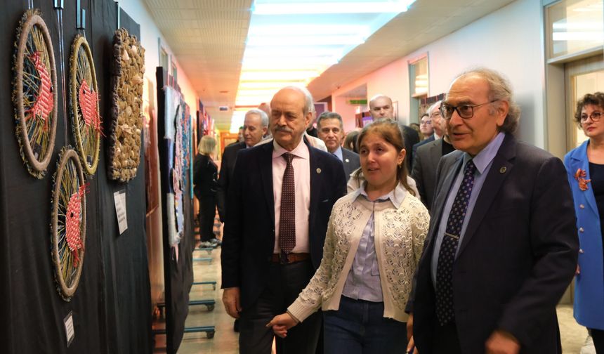 Parmak Uçlarındaki Okyanus: Görme Engelli Serra’nın sanat yolculuğu