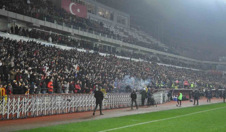 Eskişehirspor Tribünleri "Kapalı Gişe"ye Gidiyor