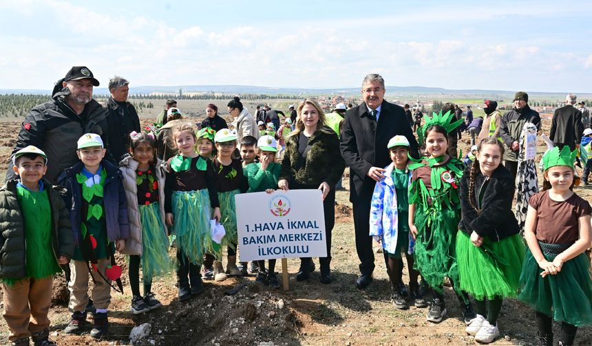 Orman Haftası etkinliklerinde 20 bin fidan toprakla buluştu