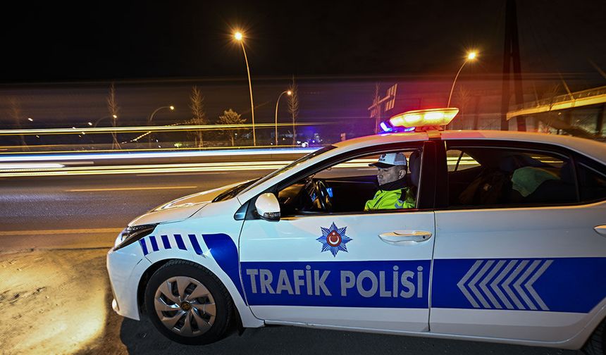 Eskişehir'de Alkollü Sürücü Dehşeti: Dur İhtarına Uymadı, Cezası Ağır Oldu!