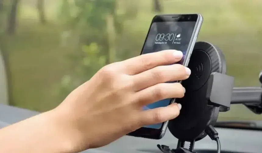 2026 Trafik Kuralları: Araç İçi Telefon Kullanımında Yenilikler