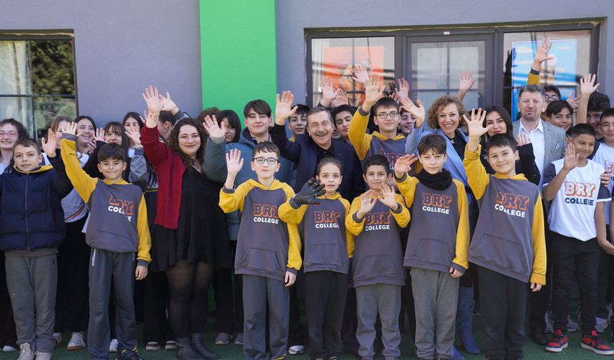 Başkan Ataç’tan Öğretmenlere Destek, Gençlere Vizyon: "Sizler Geleceğimizsiniz!"