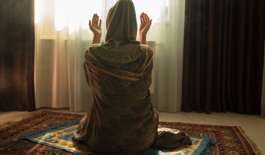 Kadir Gecesi’nde Tesbih Namazı Kılınır mı?