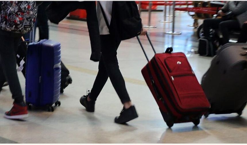 Cebinizden Beş Kuruş Çıkmadan Yurt Dışına Gidin! İşte Başvuru Detayları