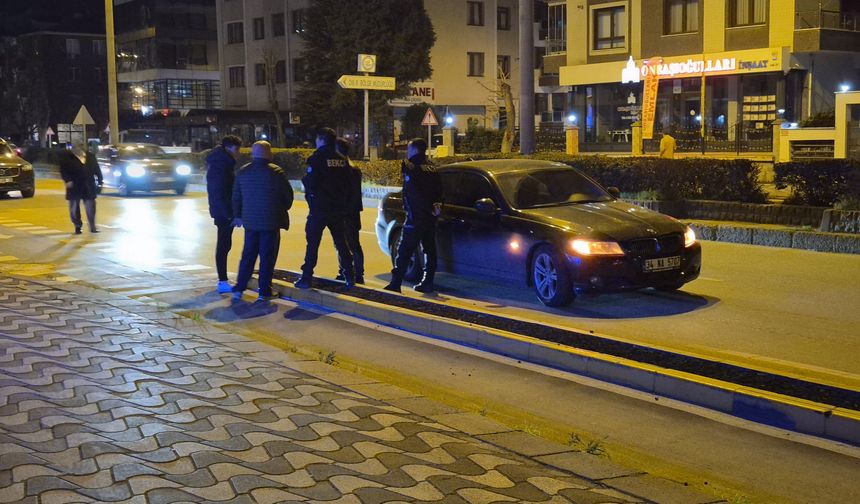 Eskişehir Vişnelik’te Korkutan Kaza: Otomobilin Çarptığı Bisikletli Genç Kadın Yaralandı