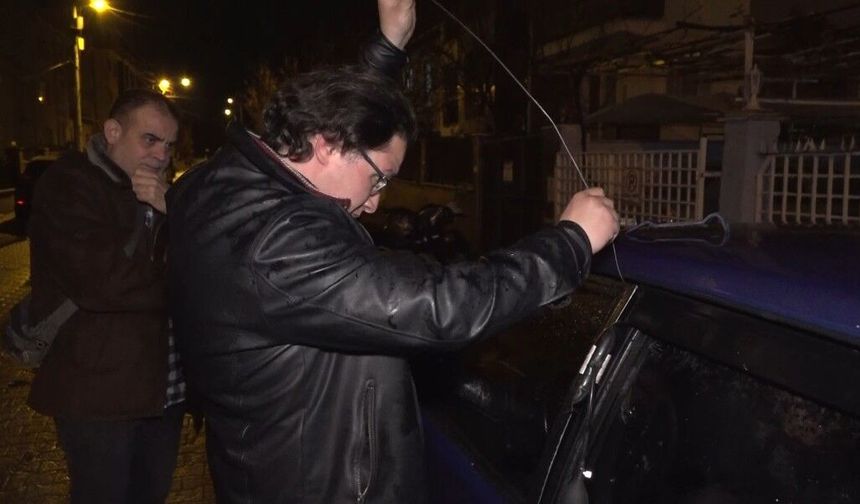 Eskişehir’de Dalgınlık Pahalıya Patladı: Anahtarı Kontakta Unutunca Yürüyerek İşe Gitti!