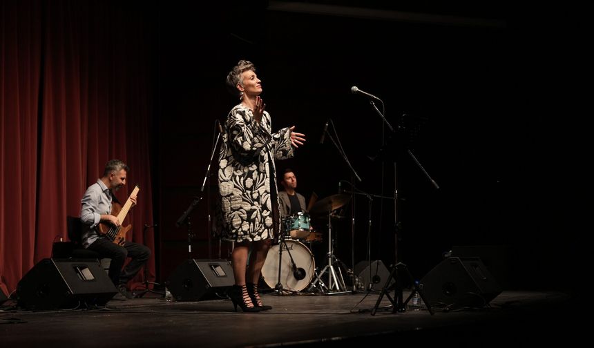 Eskişehir’de Caz ve Soul Akşamı Sanatseverleri Etkiledi