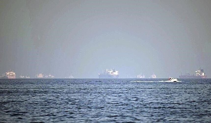 Hürmüz Boğazı’nda tanker geçişleri ve LNG hareketliliği