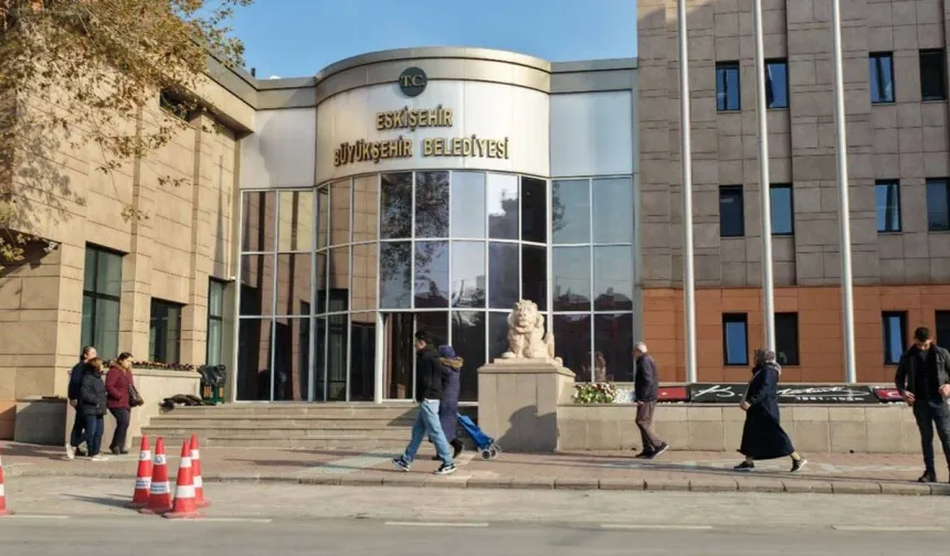 Sürücüler Dikkat!  21 Nisan’da Caddeler Kapanacak