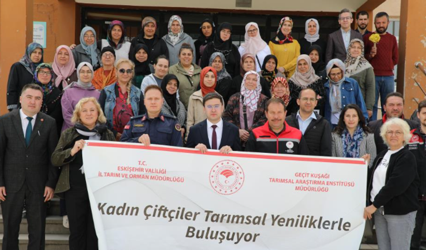 Eskişehir'de Kadın Çiftçiler Altın Otu Üretecek!