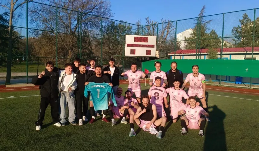 Es Efsane zirveye ortak oldu