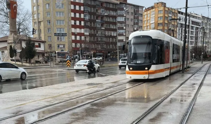 Eskişehir'de bugün hava nasıl olacak? Yağmurlar geri mi geliyor?