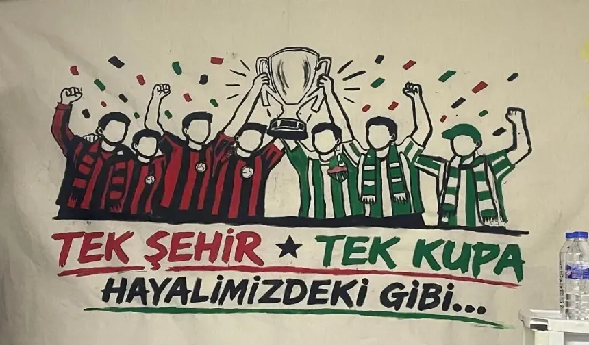 Eskişehir’de Dostluk Rüzgarları: Bursaspor Taraftarından Es-Es’e Anlamlı Pankartlar!
