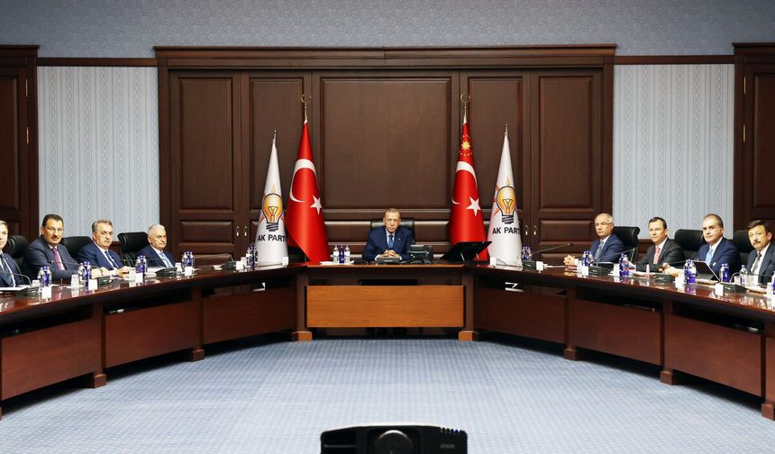 AK Parti MYK Toplanıyor: Gündemde Okul Güvenliği ve Yeni Yol Haritası