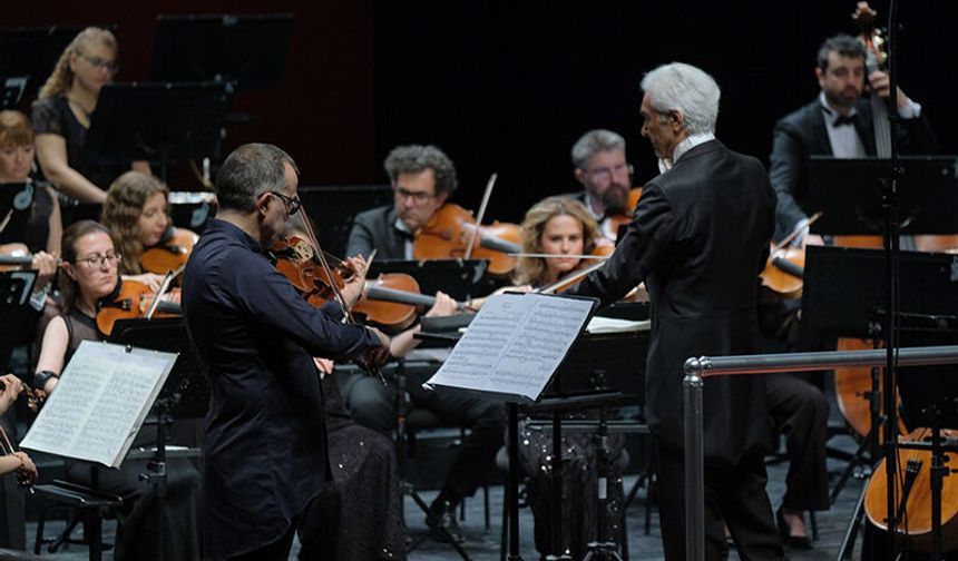 Eskişehir Senfoni Orkestrası'ndan kayıpların anısına anlamlı konser