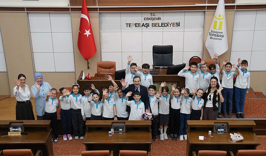 Başkan Ataç, öğrencilere belediye çalışmalarını anlattı