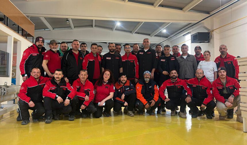 Tepebaşı Arama Kurtarma Ekibi AFAD Barınma Eğitimlerine Başladı