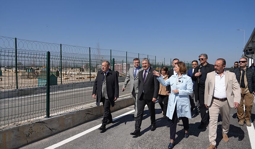 Vali Yılmaz ve Başkan Ünlüce modern hayvan bakımevini inceledi