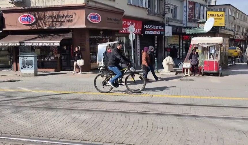 Eskişehir’de Bisiklet Yolları Bugün Yayaların: "Engelsiz Sokak Festivali" Başlıyor