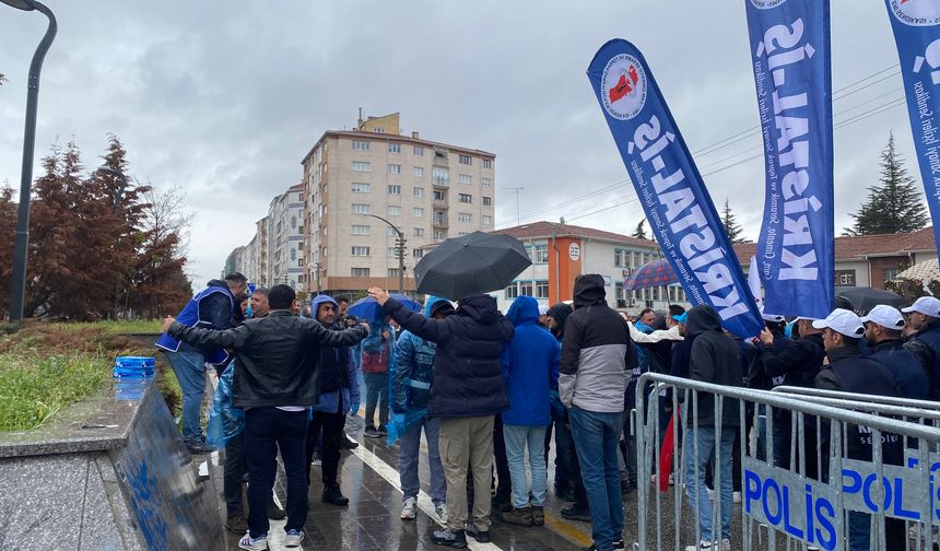 Eskişehir’de 1 Mayıs Coşkusu Güvenlik Çemberinde Başladı!