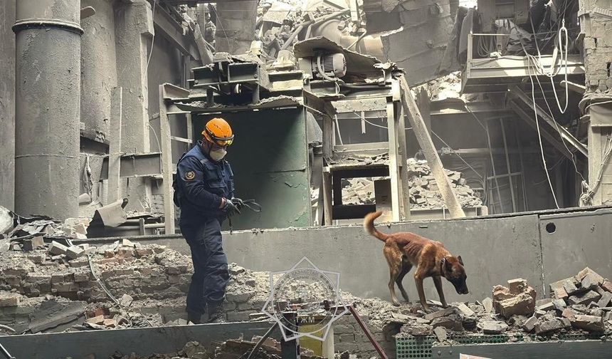Kazakistan'da fabrikada patlama: 2 işçi öldü, 5 yaralı