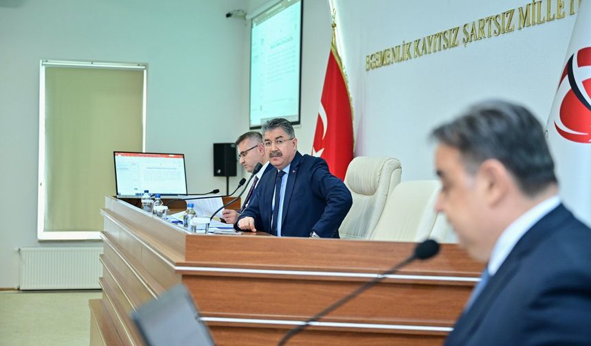 Eskişehir’de Hayvan Hakları İçin Zirve: Vali Yılmaz Başkanlığında Toplanıldı