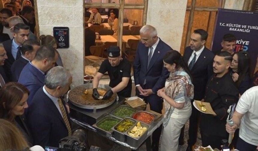 Bakan Ersoy Mersin'de: Gastronomi artık turizmin esas unsuru