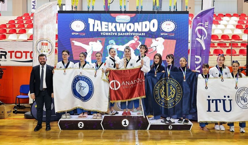 Anadolu Üniversitesi Taekwondoda Türkiye’nin Zirvesinde!