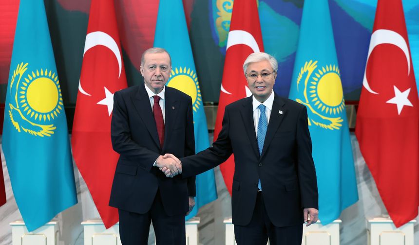 Cumhurbaşkanı Erdoğan ve Tokayev Astana’da bir araya geldi