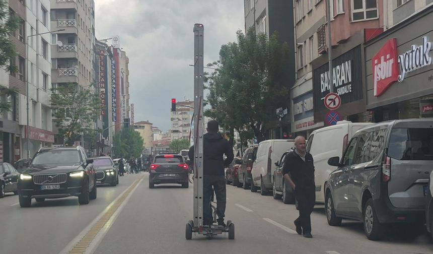 Eskişehir Trafiğinde Pes Dedirten 'Merdivenli' Sürücü
