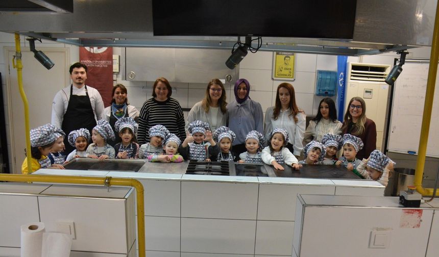 Minik Şefler Gastronomi Dünyasını Keşfetti