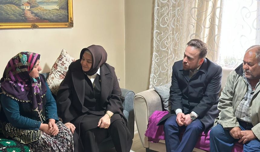 Prof. Dr. Ayşen Gürcan Sazova’da Gönülleri Fethetti