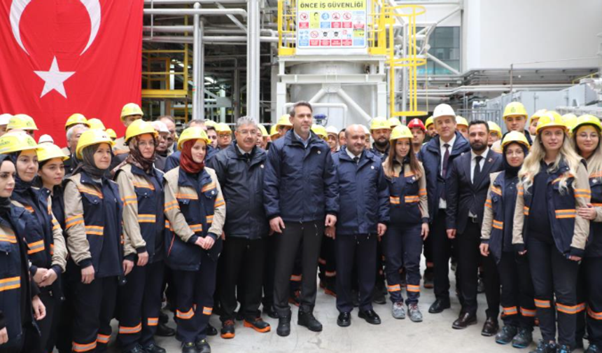 Bakan Bayraktar Eskişehir'den İlan Etti