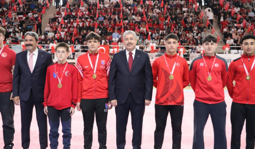 Eskişehir’de Unutulmaz Kutlama