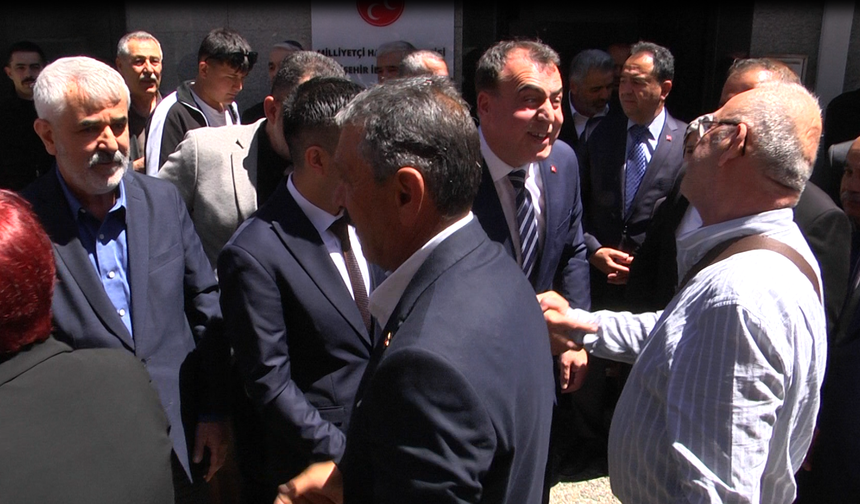 Ayhan Sezer: "Bayramlar Birlik ve Kardeşliği Güçlendiriyor"