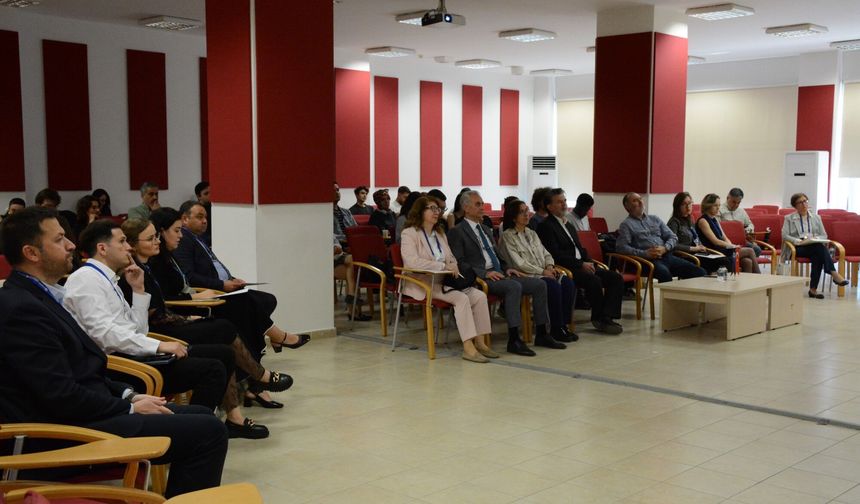 Uluslararası Medya Atölyesi öğrencilerle buluştu